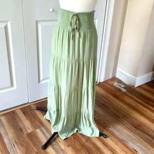 Love Tree Tiered Medium peasant skirt pale green smocked elastic waist swirly